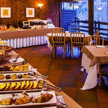 Hotel Les Jumeaux Courmayeur Exteriér fotografie