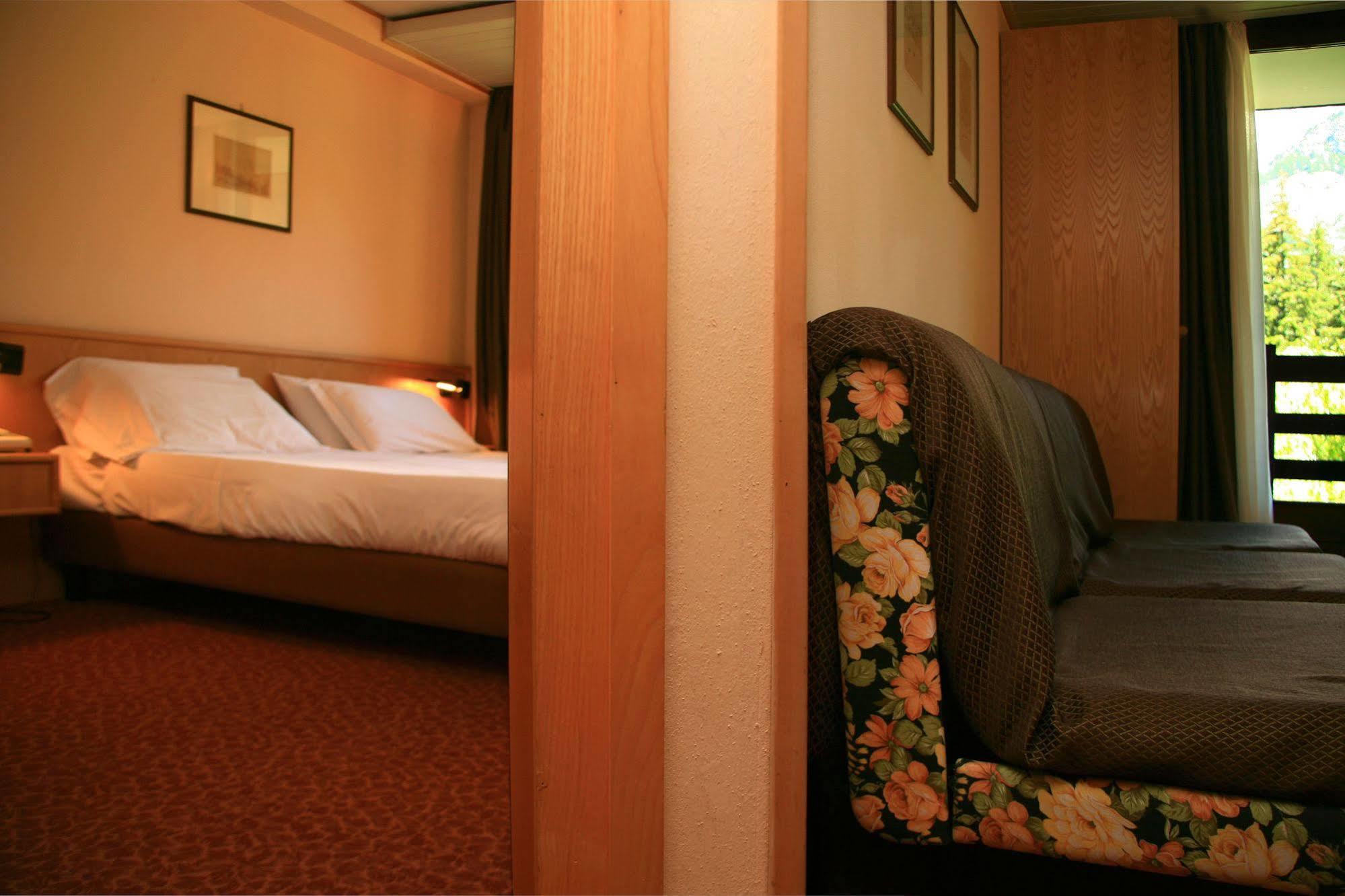 Hotel Les Jumeaux Courmayeur Exteriér fotografie